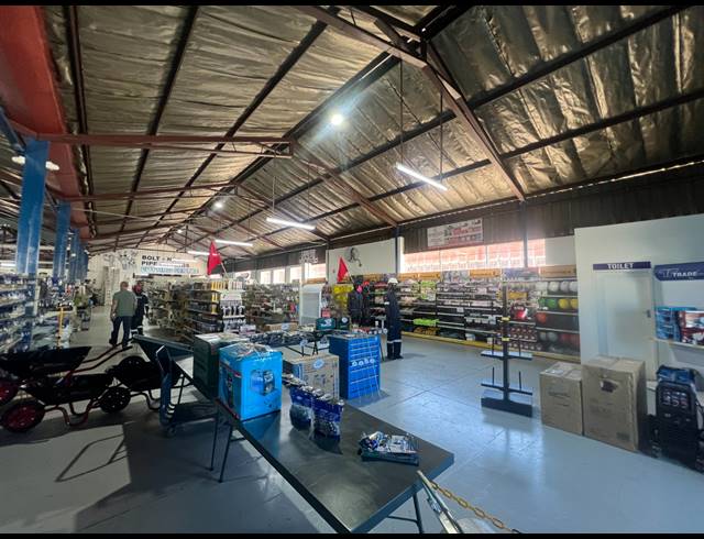 1,300M² FACTORY TO LET IN ALRODE SOUTH
